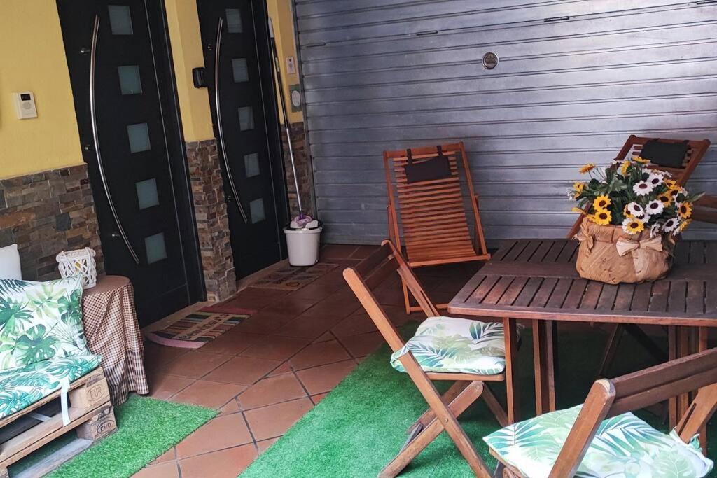 El Niuet De Cal Cacuet, La Teva Escapada Rural. Apartment Avia Ngoại thất bức ảnh